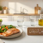 طاولة طعام صحي تحتوي على سلمون مشوي وخضروات ملونة وسلطة طازجة تمثل التغذية العلاجية لمرضى السرطان